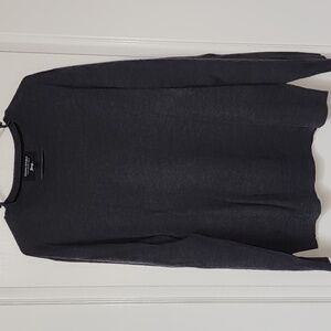 Banana Republic Charcoal Long Sleeve Top. One Small Hole In Back